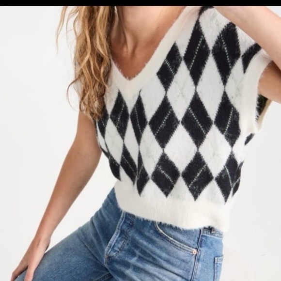 Free People Sweaters - NWT free people through the motions short sleeve sweater vest Size large